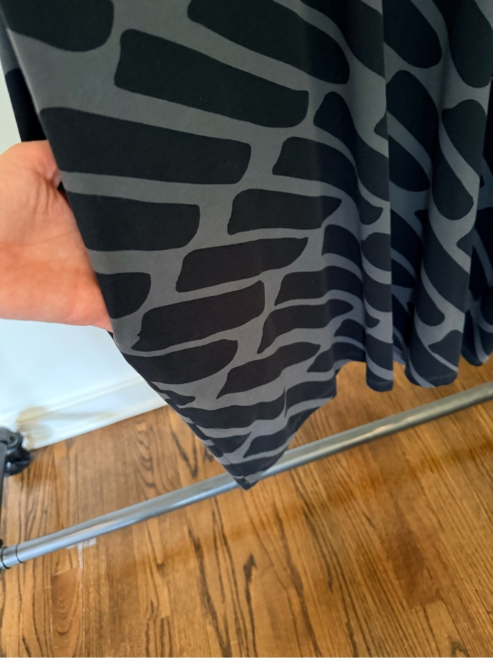 Marimekko ‘Presto’ Black & Gray Jersey Midi Dress with Abstract Print - Picture 12 of 13